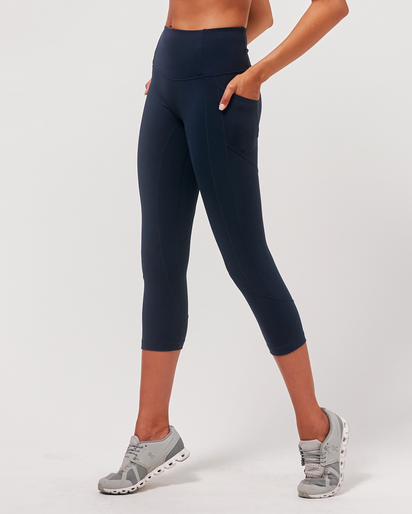 Daily Active Ventiflo™ Crop Leggings 21"