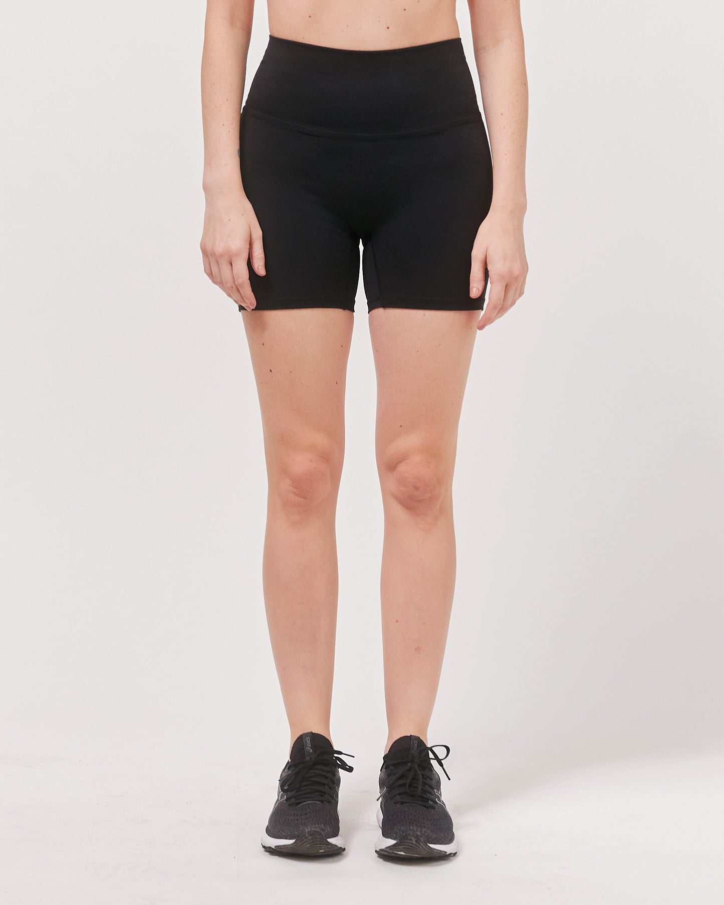 Hybrid Short High Waist 4"